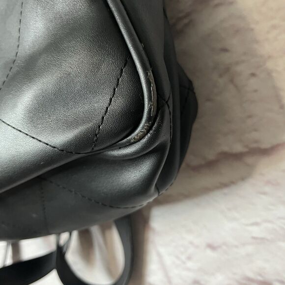 GUESS Women’s Small Black Faux Leather Backpack Designer Fashion Bag - Picture 4 of 9